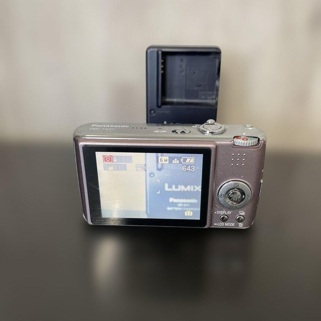 Panasonic Lumix DMC-FX01 デジタルカメラ ピンク