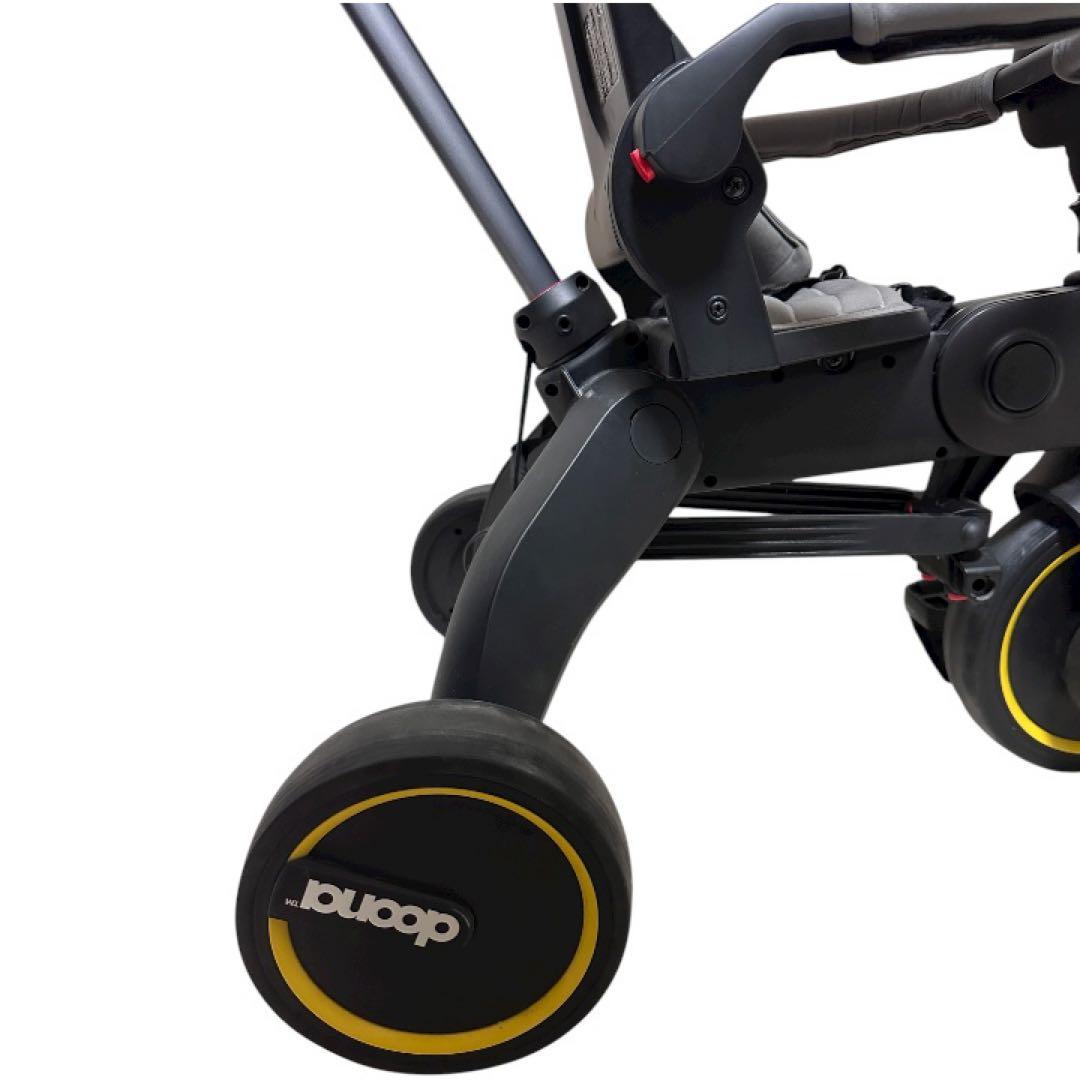 【美品】doona 折り畳み三輪車 LIKI trikeリキトライク