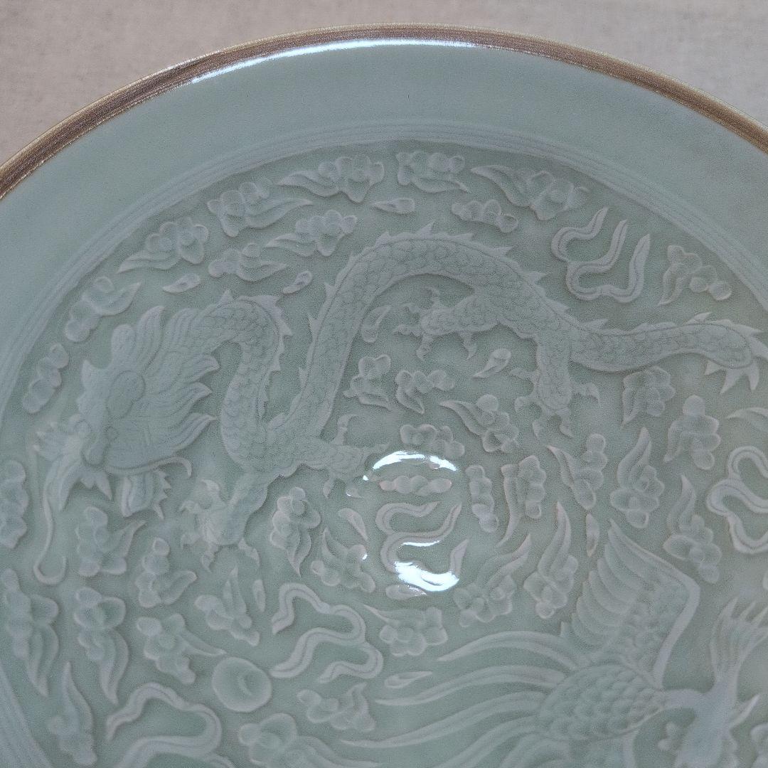 茶道具　青磁平茶碗　龍と鳳凰の図柄　化粧箱入