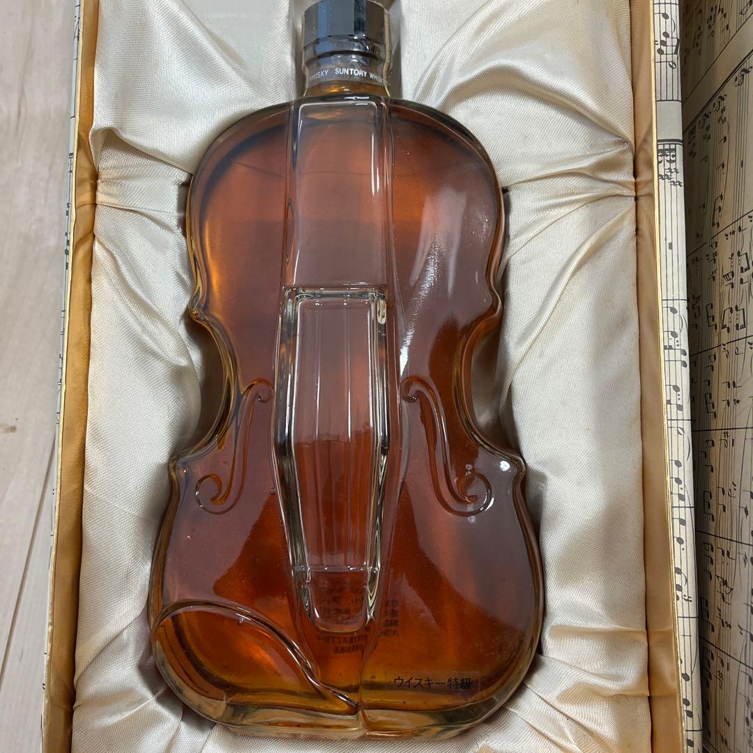 【新品未開封】サントリー　ウイスキーローヤル　バイオリン型ボトル　700ml