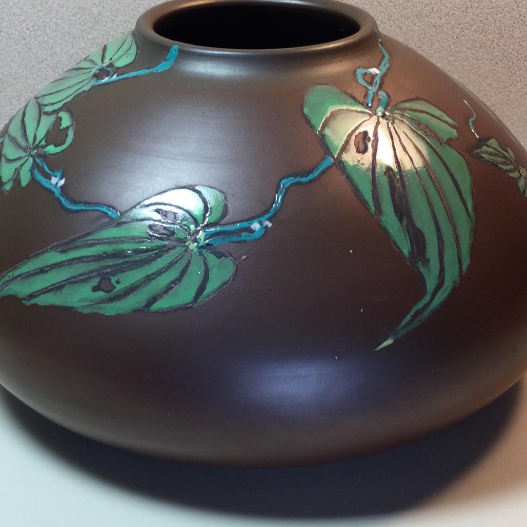 陶芸　手作り陶器　壷　自然薯図柄
