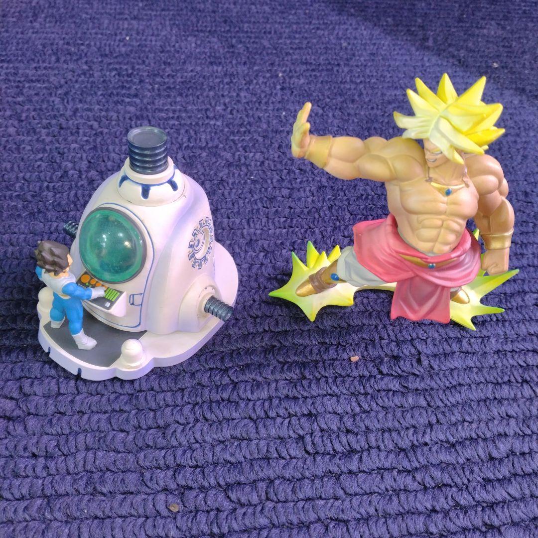 ドラゴンボールフィギュア　ドラカプ　メディカルマシーン＆ブロリー　2点セット