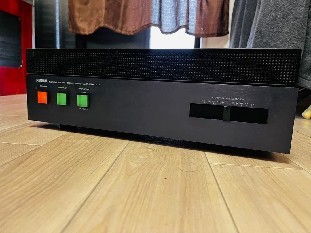 YAMAHA B-4 パワーアンプ