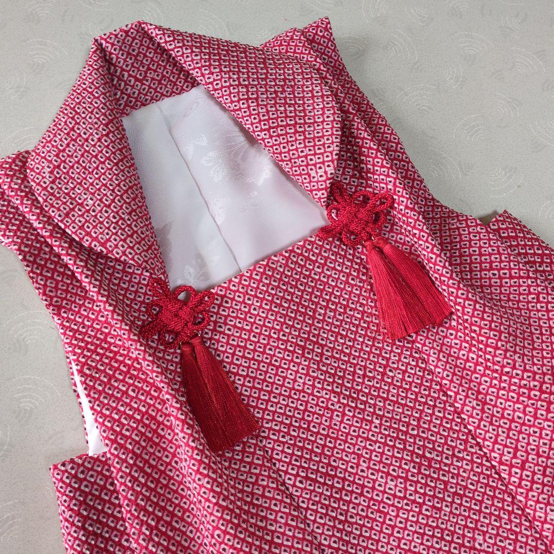 ももちです。正絹総絞り赤色の被布（中綿無し）