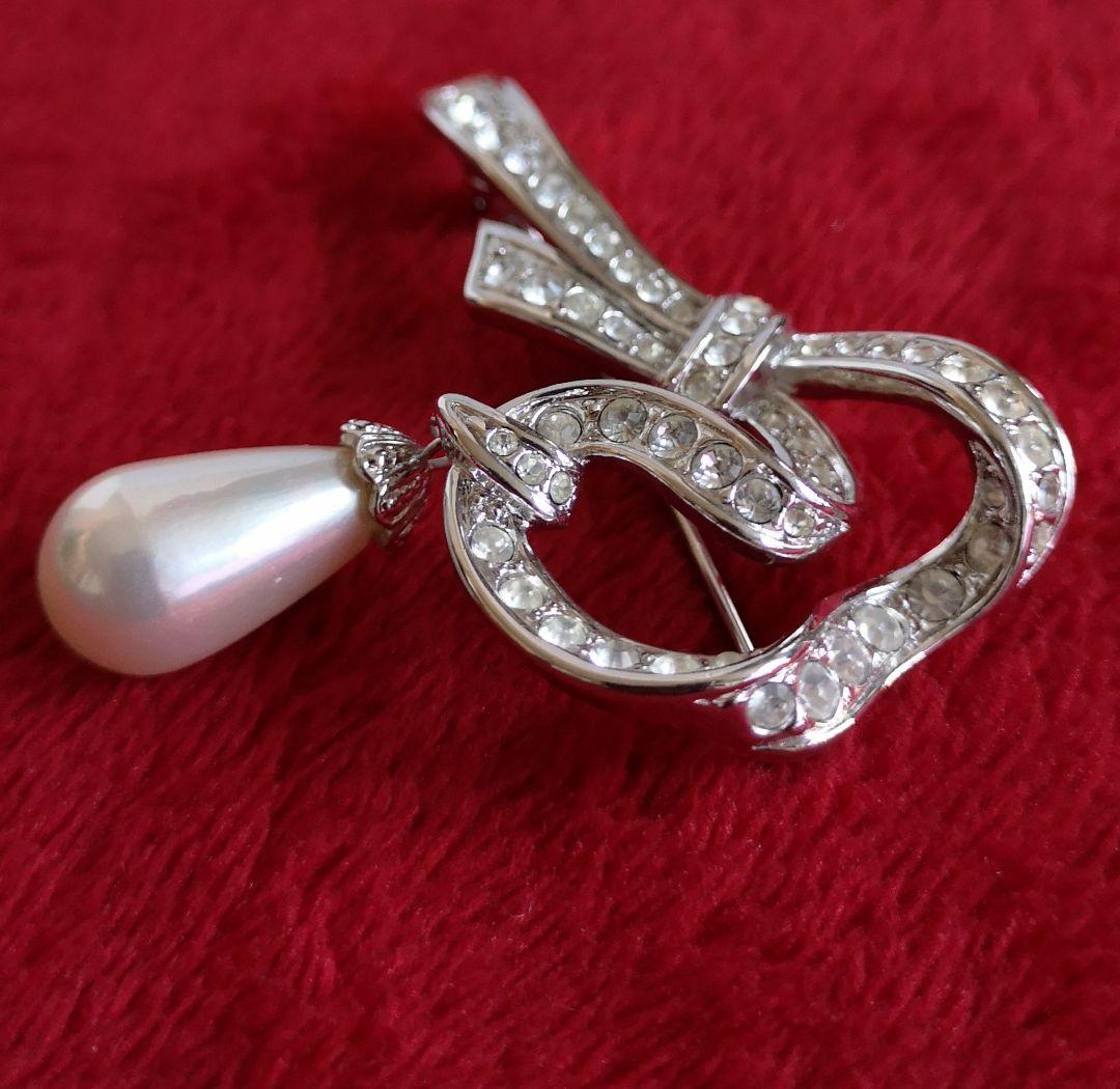 イギリス ヴィンテージ 希少 ブローチ A&S アシンメトリーリボン 968