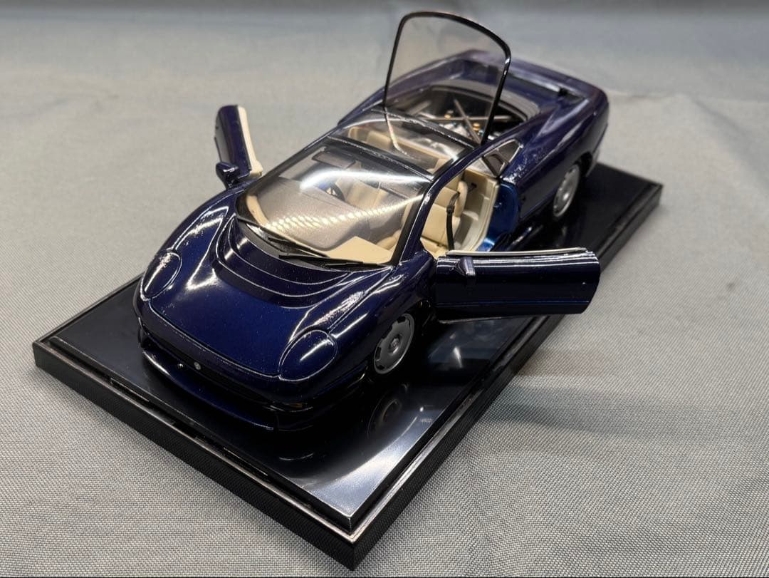 Jaguarジャガー XJ220 blue 1/18 ミニカー