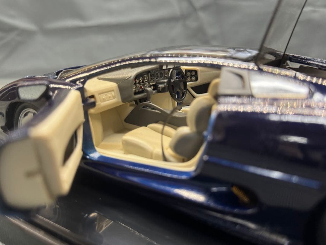 Jaguarジャガー XJ220 blue 1/18 ミニカー