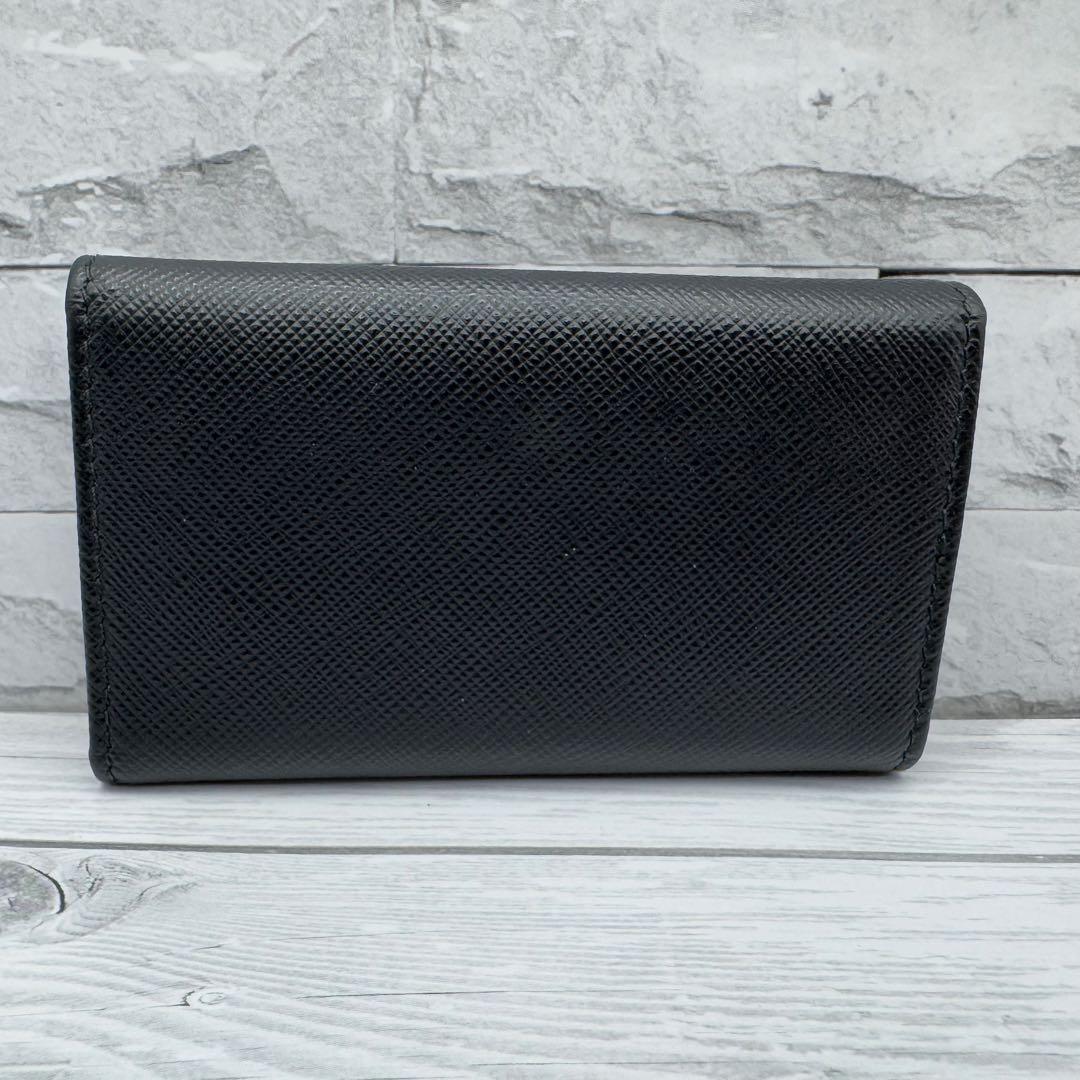 【美品】PRADA　キーケース　6連 三角ロゴ　 サフィアーノ ブラック