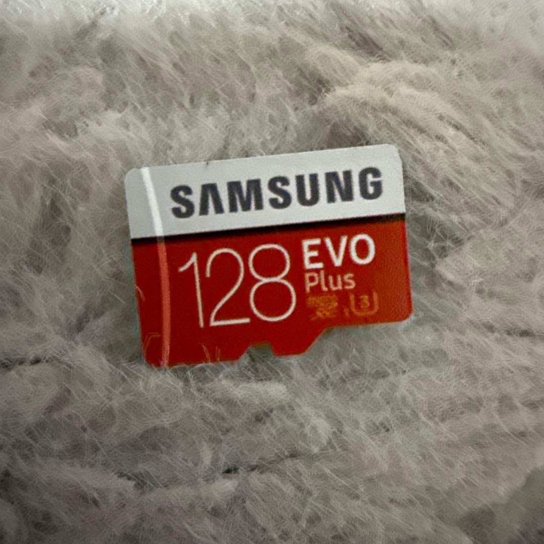 Nintendo Switch ピカチュウ・イーブイモデル