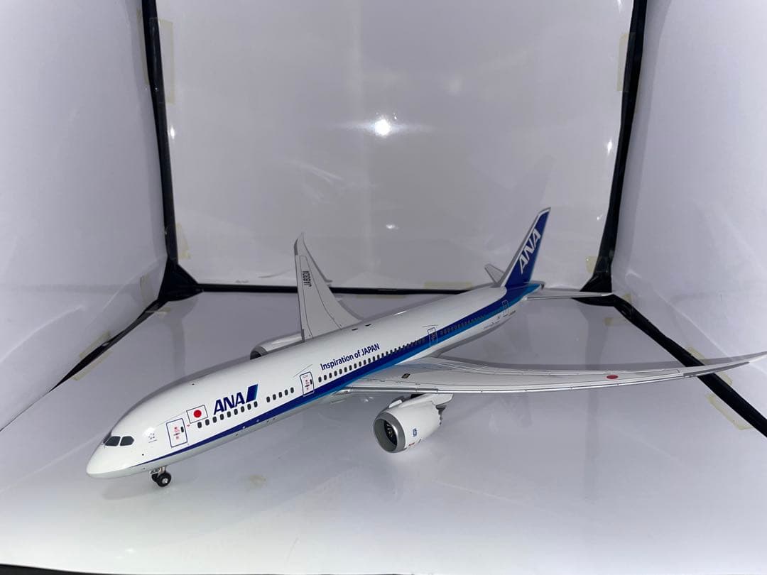 [美品]全日空商事 ANA B787-9 ギアつき 空中姿勢 JA830A