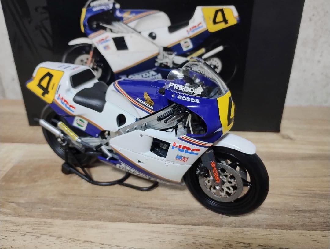 オートバイ・バイク Honda NSR500 GP 1985 Freddie Spencer1/12
