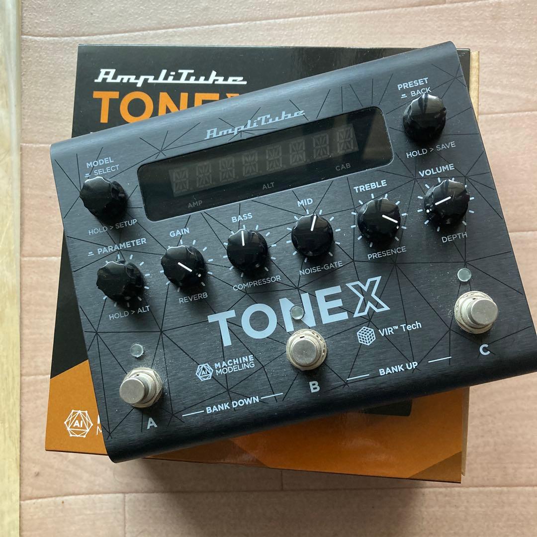 IK MULTIMEDIA TONEX PEDAL マルチエフェクター　ペダル