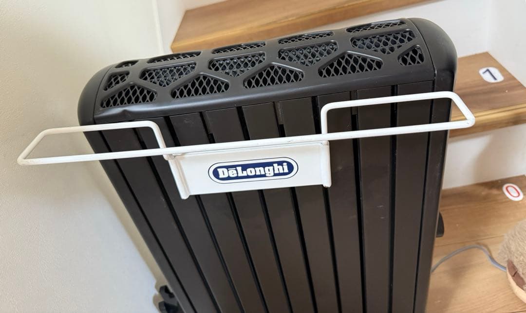 DeLonghi デロンギ　MDHU12-PB 1200Wスリム電気ヒーター 黒