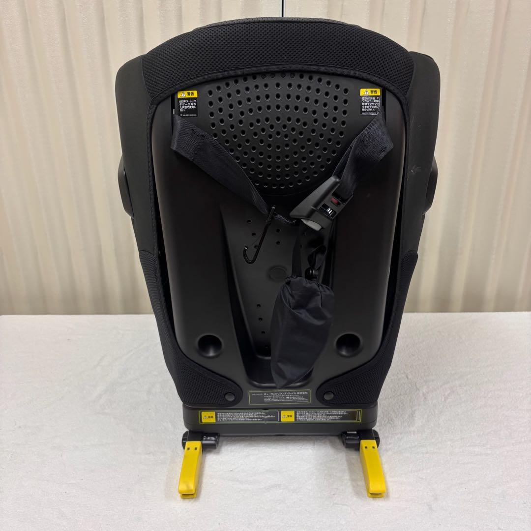 クリーニング済　☆美品☆　アップリカ　フォームフィット　ISOFIX　ブラック