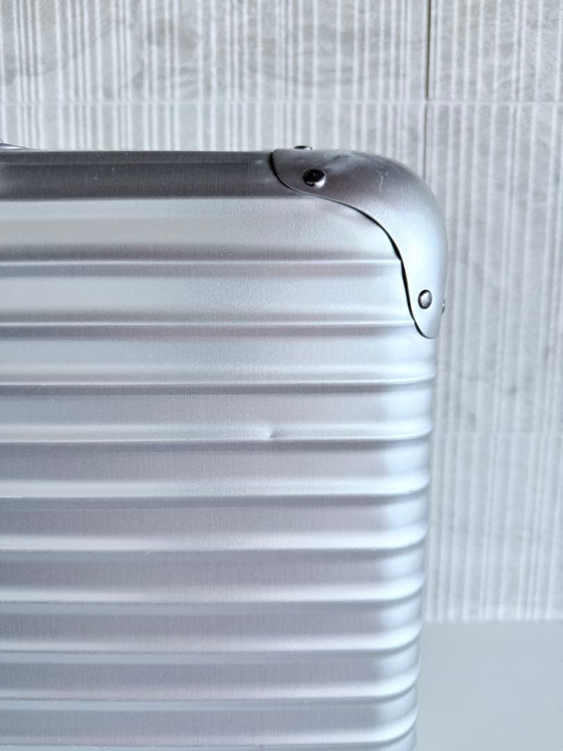 【廃盤品】リモワ トパーズ ビジネストローリー 928.40 28ℓ 2輪