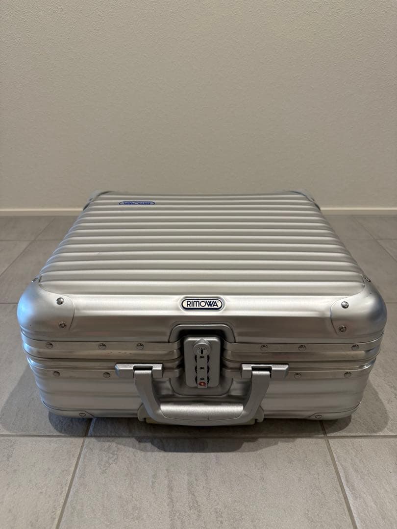 【廃盤品】リモワ トパーズ ビジネストローリー 928.40 28ℓ 2輪