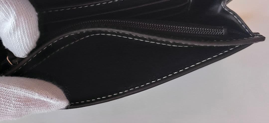 mon【未使用】GUCCI 二つ折り財布 GG柄 PVC ブラウン