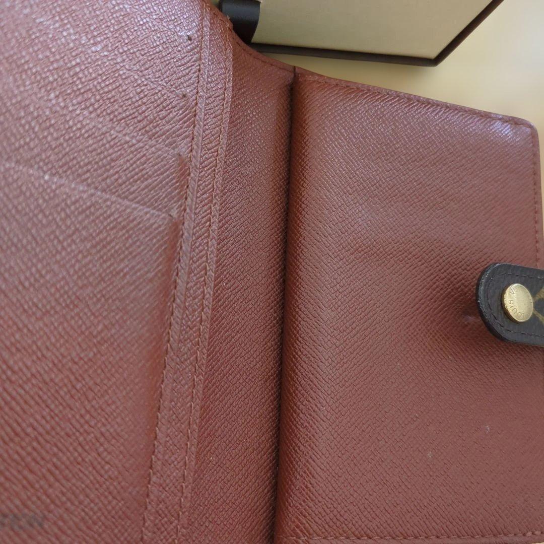 ルイヴィトン ヴィエノワ モノグラム 二つ折り財布（箱・袋有ります）