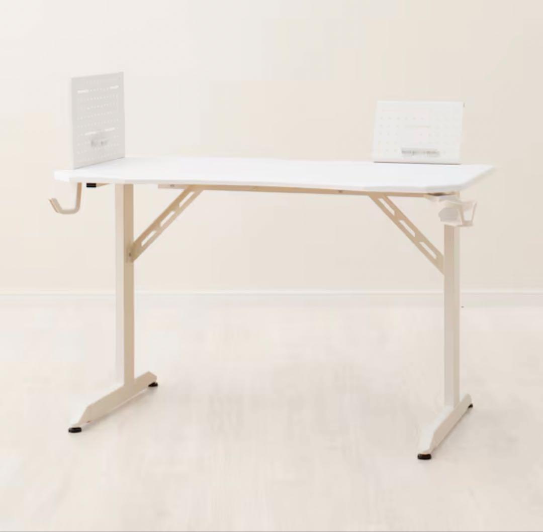 【値下げ品】ニトリ ゲーミングデスク(118cm)