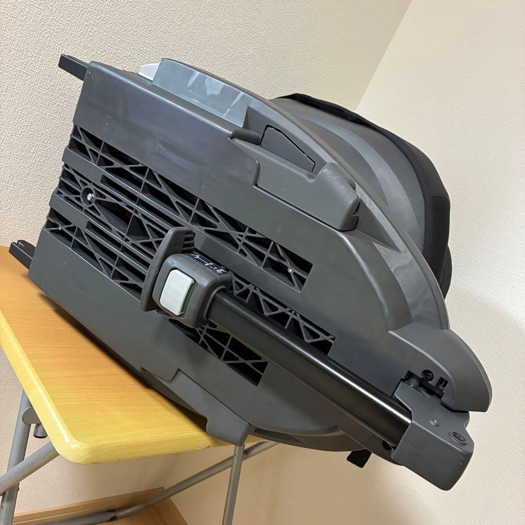 コンビ THE S ISOFIX ZC-690 ダークグレー チャイルドシート