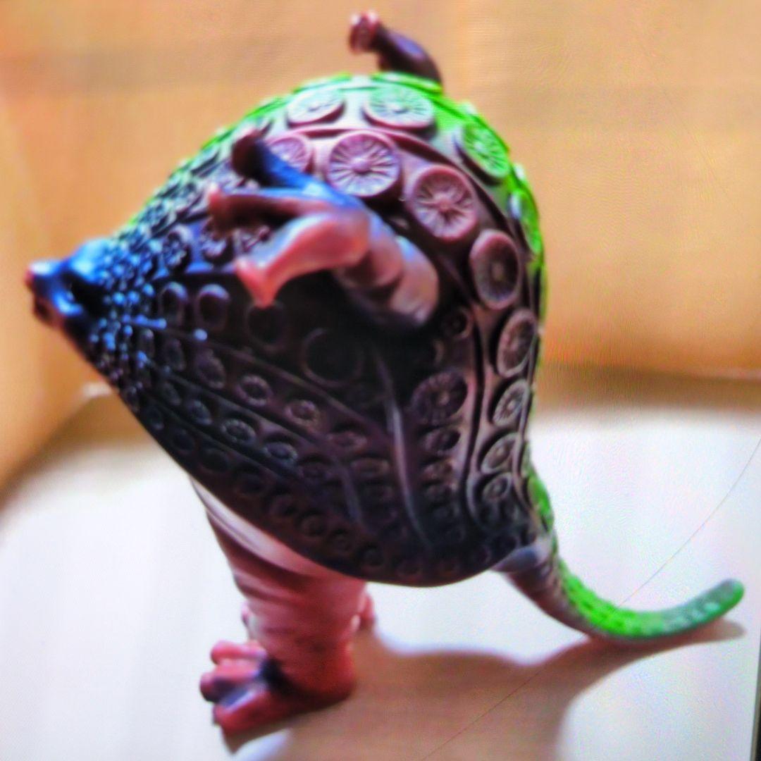 ブルマァク.ソフビ.タッコング。