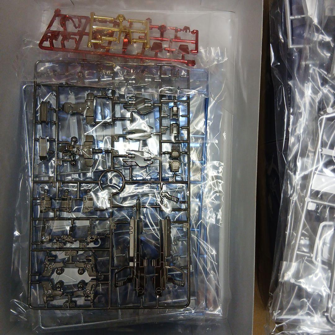 バンダイミュージアム限定　フリーダムガンダム　メッキバージョン