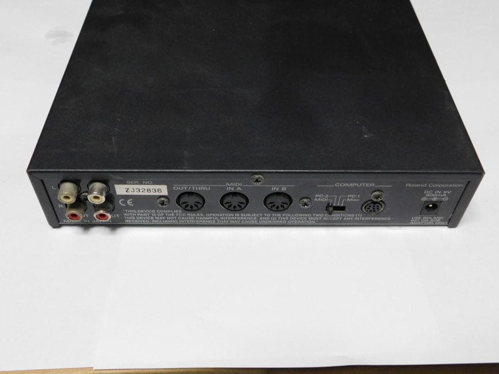 Roland SC-88VL　おまけで MIDIインターフェース付き