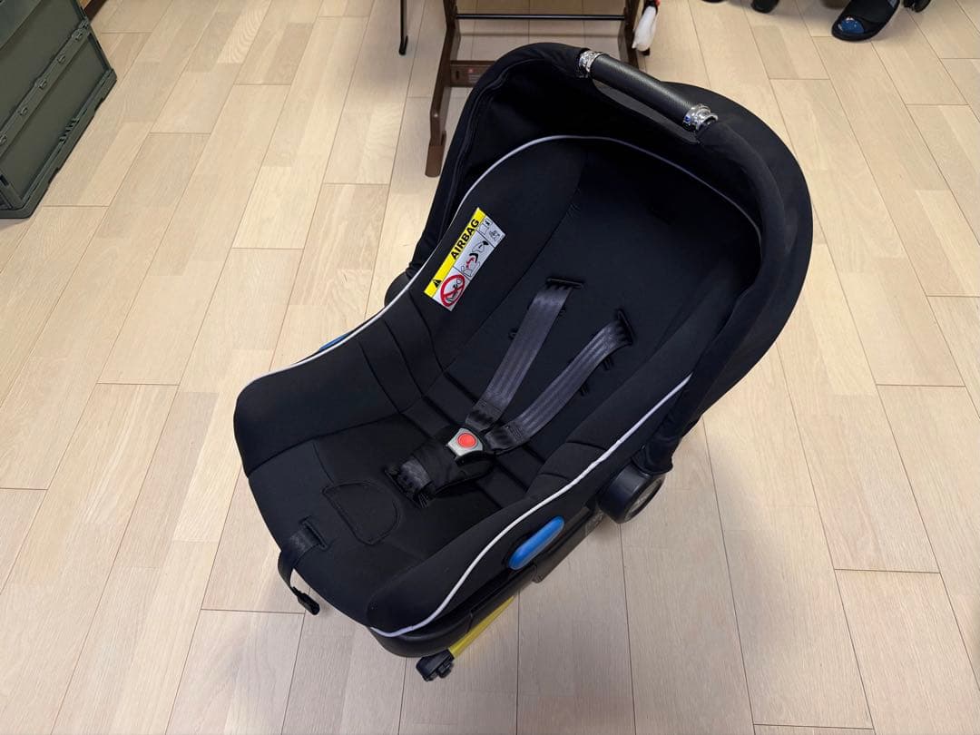 アップリカ ベビーシート サンシェード付きisofix