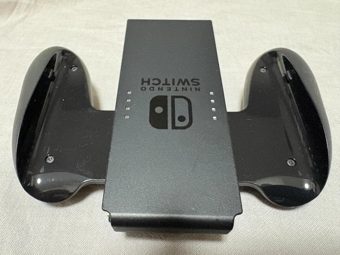 Nintendo Switch/任天堂 スイッチ 本体 青/赤 ブルー/レッド