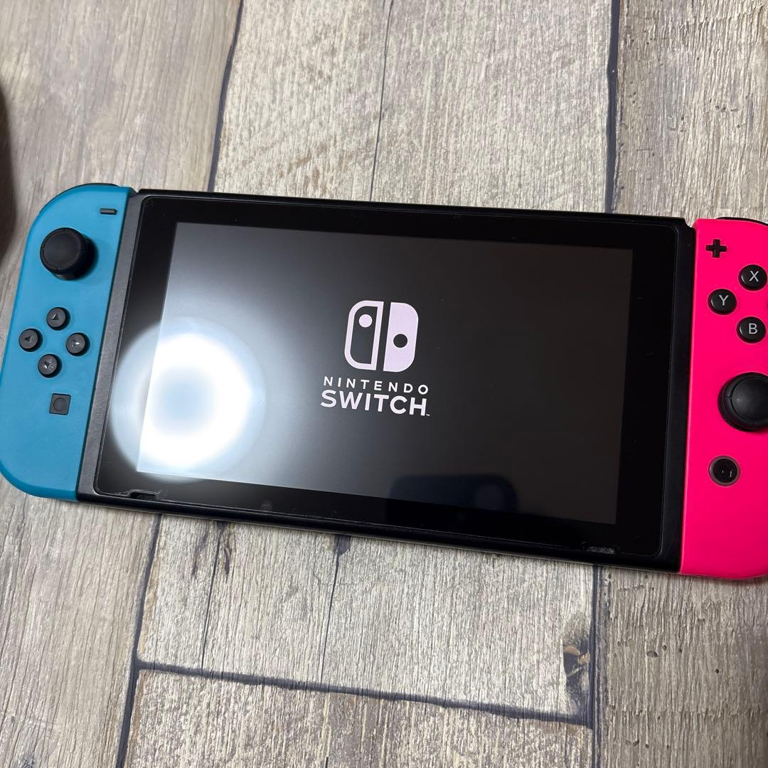 Nintendo Switch 本体　ネオンブルー　ネオンピンク　スイッチ