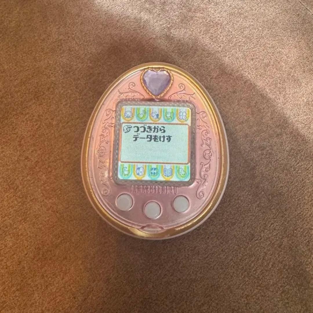 たまごっち 4u+ Anniversary ロイヤルピンク