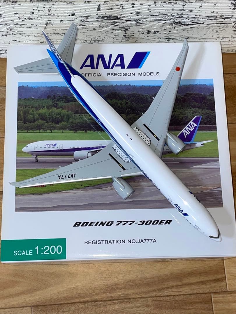 [新品]全日空商事 1/200 B777-300ER ANA NH20017