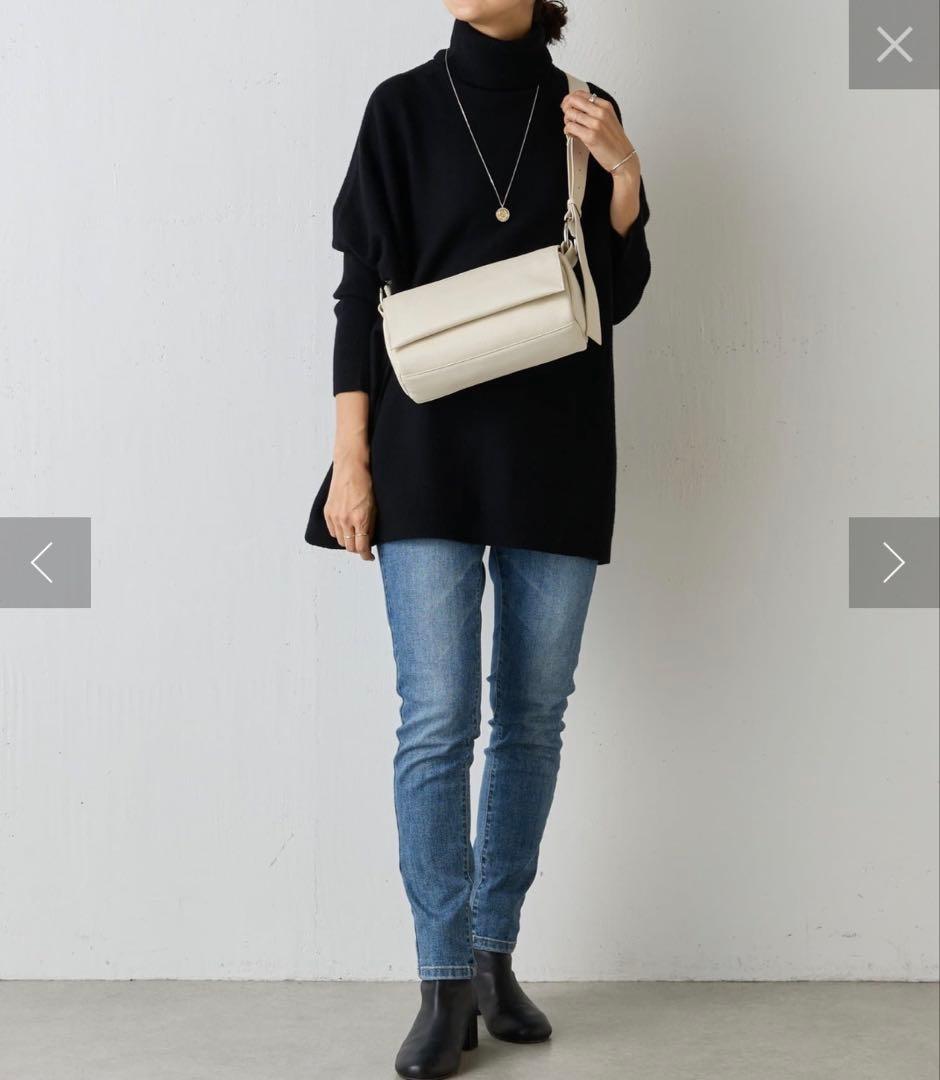 BEARDSLEY 本革レザーボディバッグ