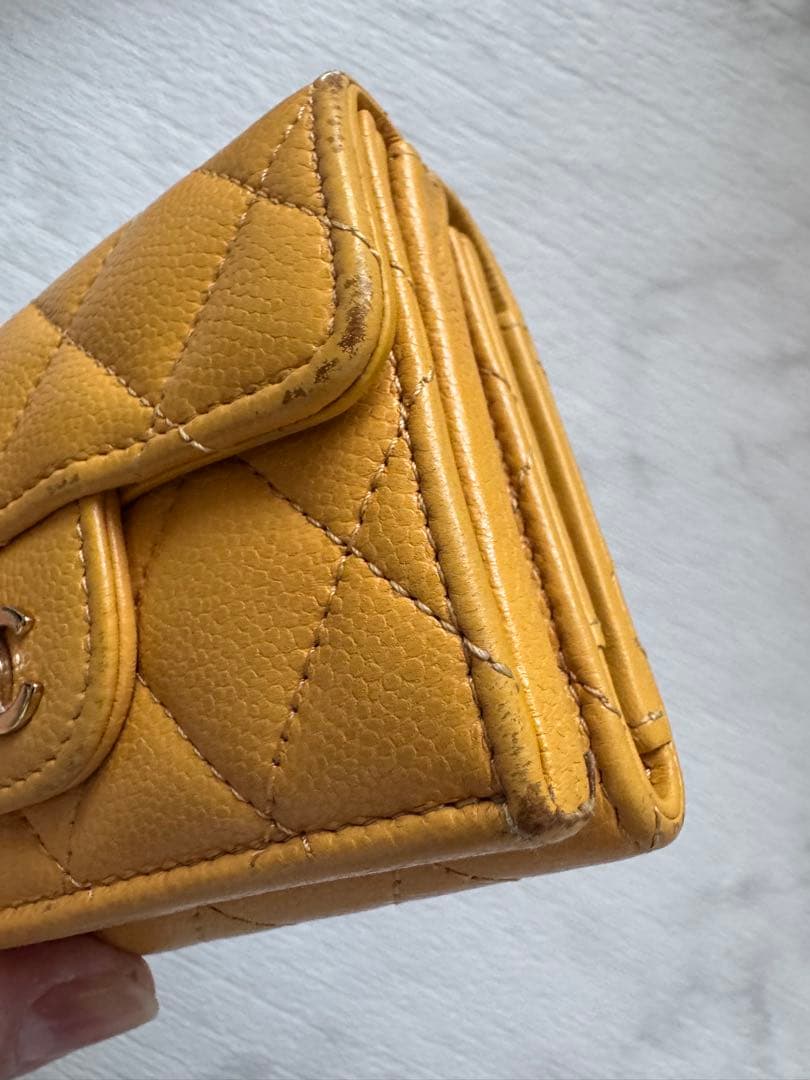 テ*ド様 CHANEL 三つ折り財布 イエロー キルティング