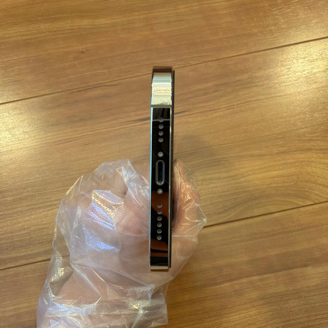 ⭐︎専用です⭐︎【美品】iPhone12Promax256GB ゴールド