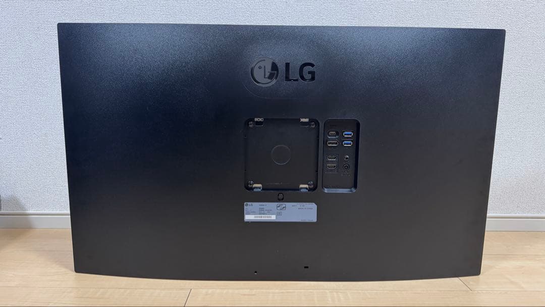 32UN880K-B(LG ディスプレイモニター 本体)