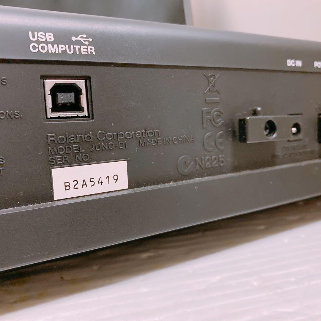 Roland JUNO-Di シンセサイザー ソフトケース付属　②