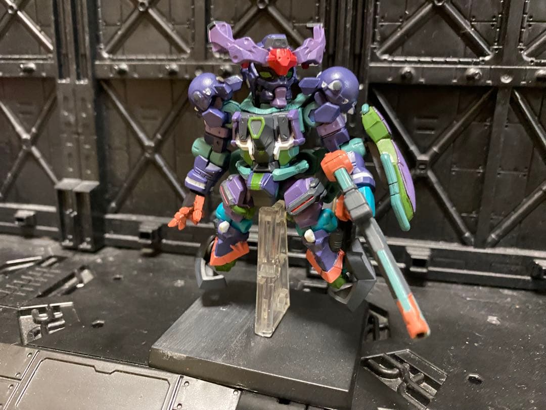 モビルスーツアンサンブル　ジフレトカラー塗装中