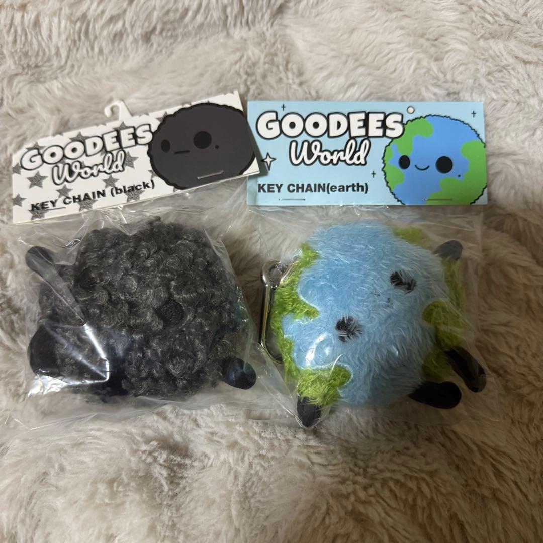 GOODEES world キーチェーン