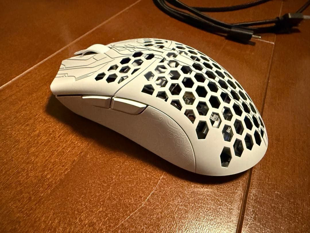 finalmouse ULX Frostlord サイズ Classic