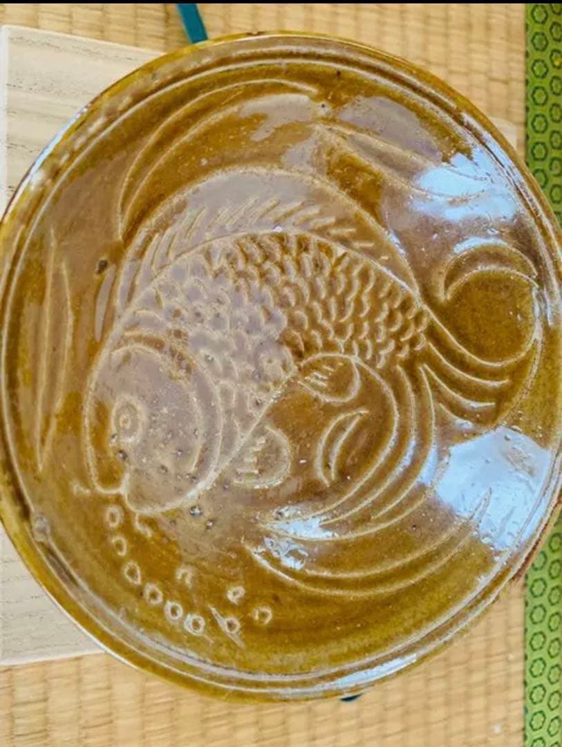 中国遼時代青磁焼物