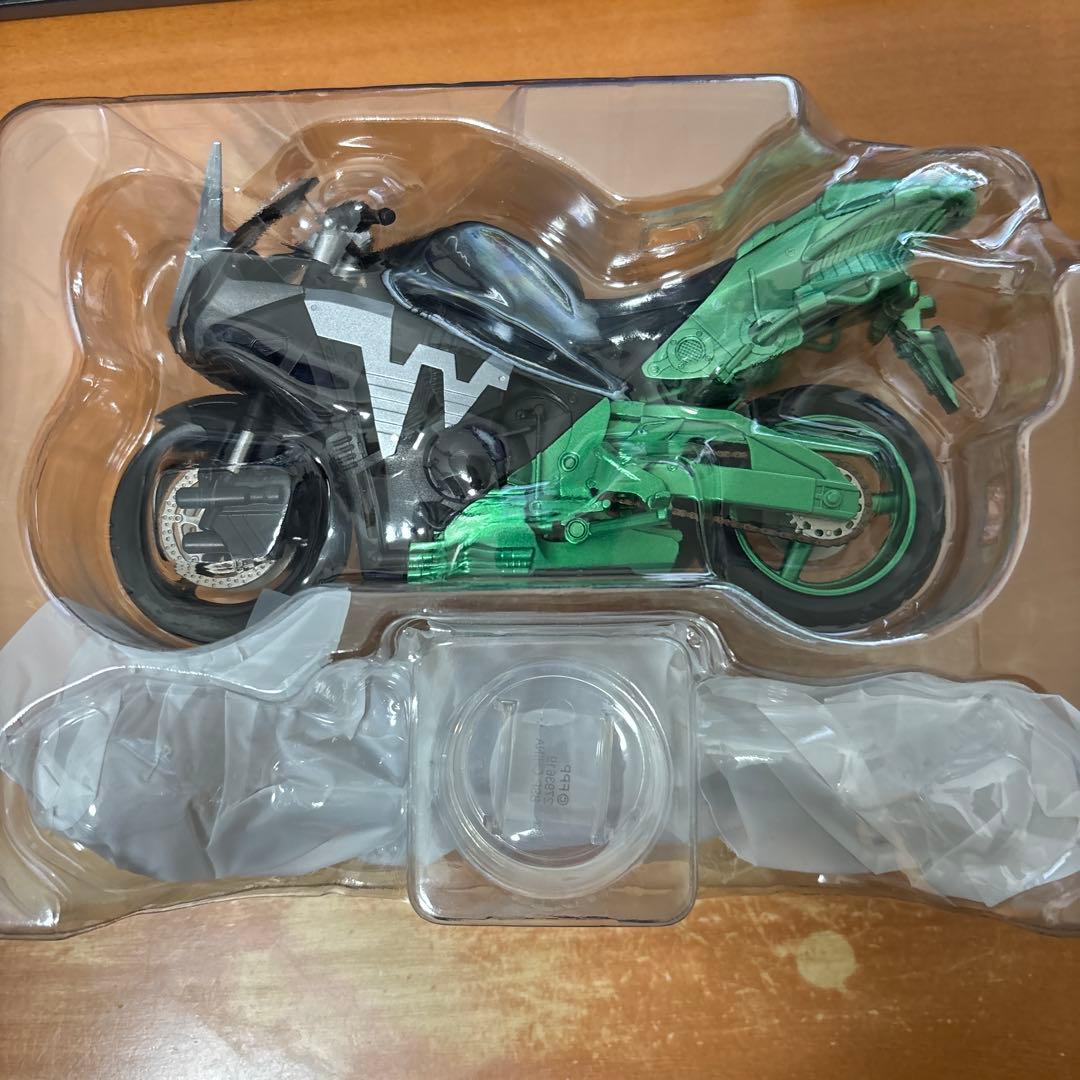 仮面ライダーW S.H.Figuarts ハードボイルダー風都探偵Ver