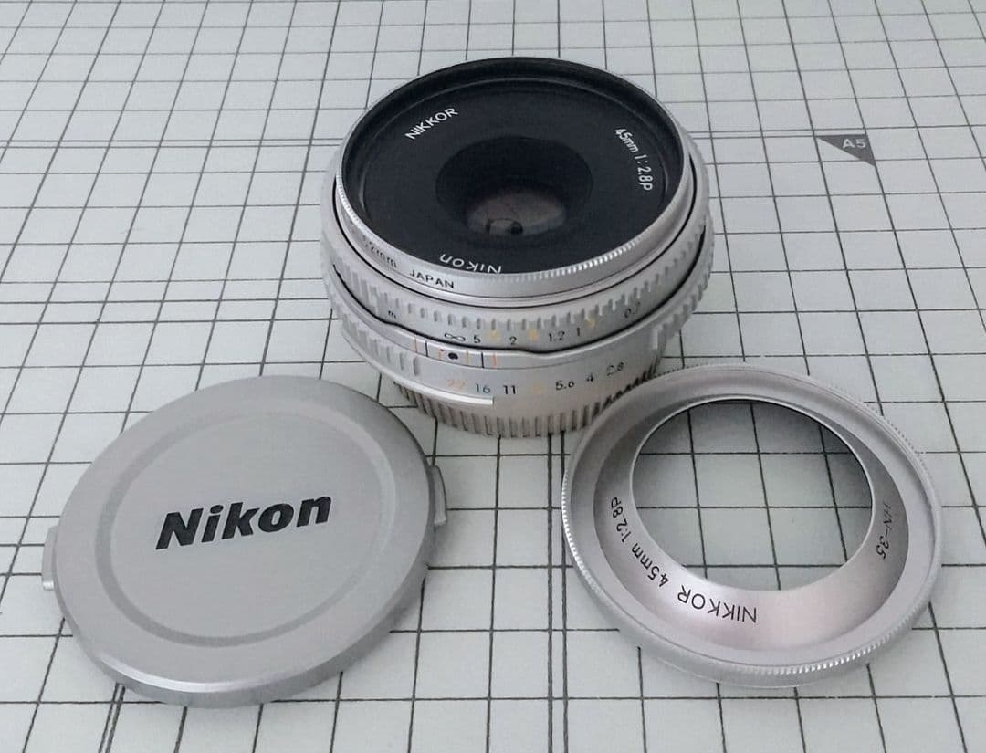 ニコン NIKKOR 45mm f/2.8 P