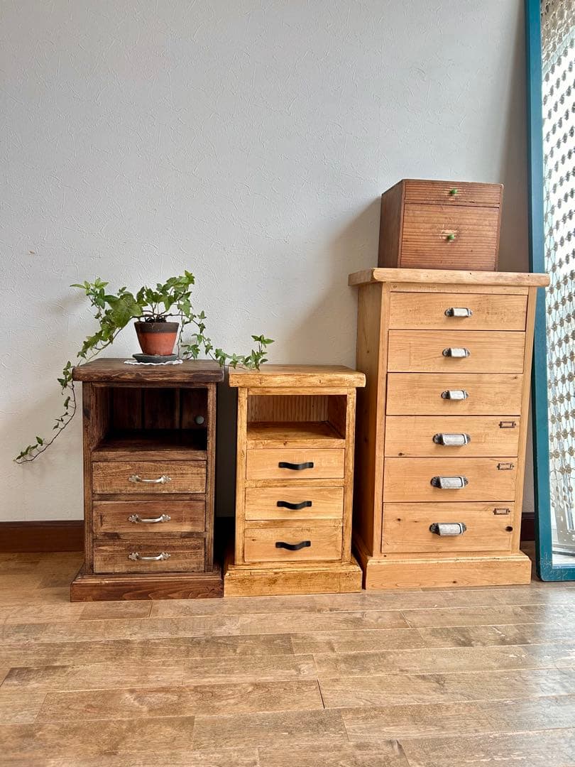 【みり】国産ひのき使用　ベットサイドチェスト