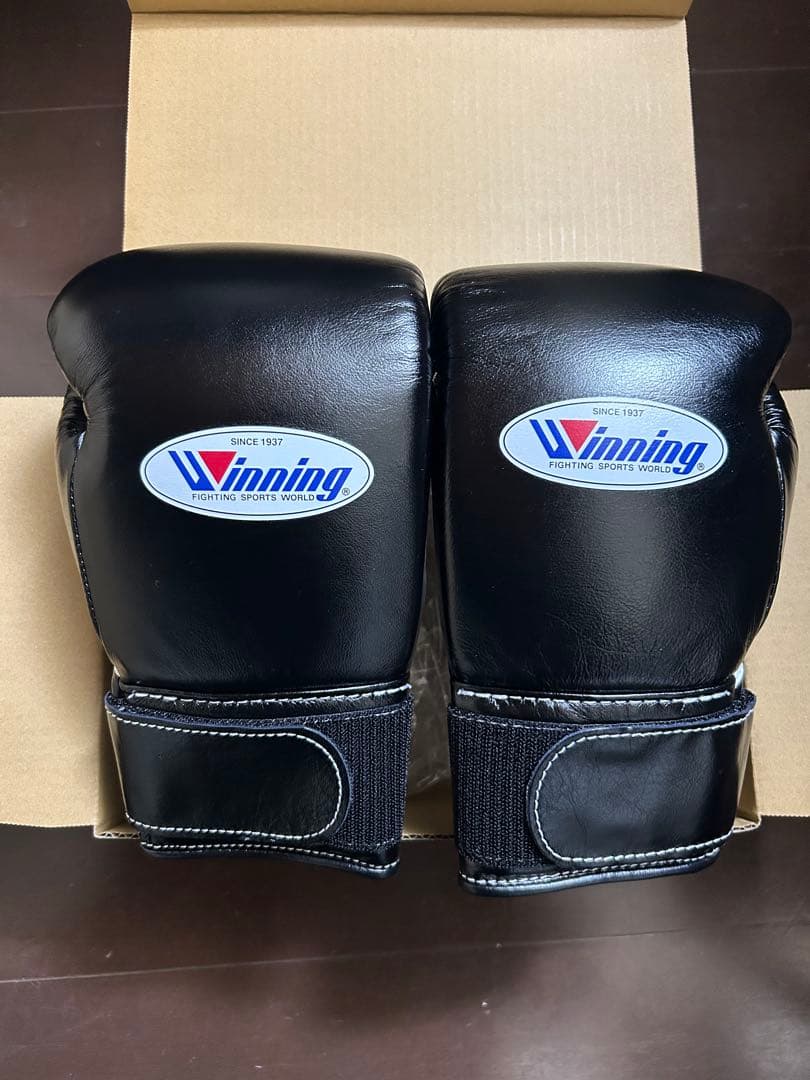 Winning ボクシンググローブ ブラック 8oz未使用