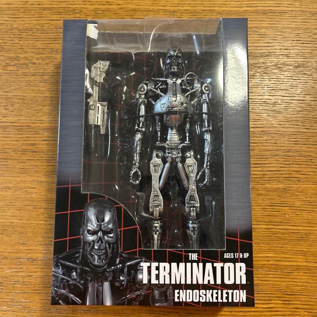 T-800 エンドスケルトン 「ターミネーター」 7インチ アクションフィギュア