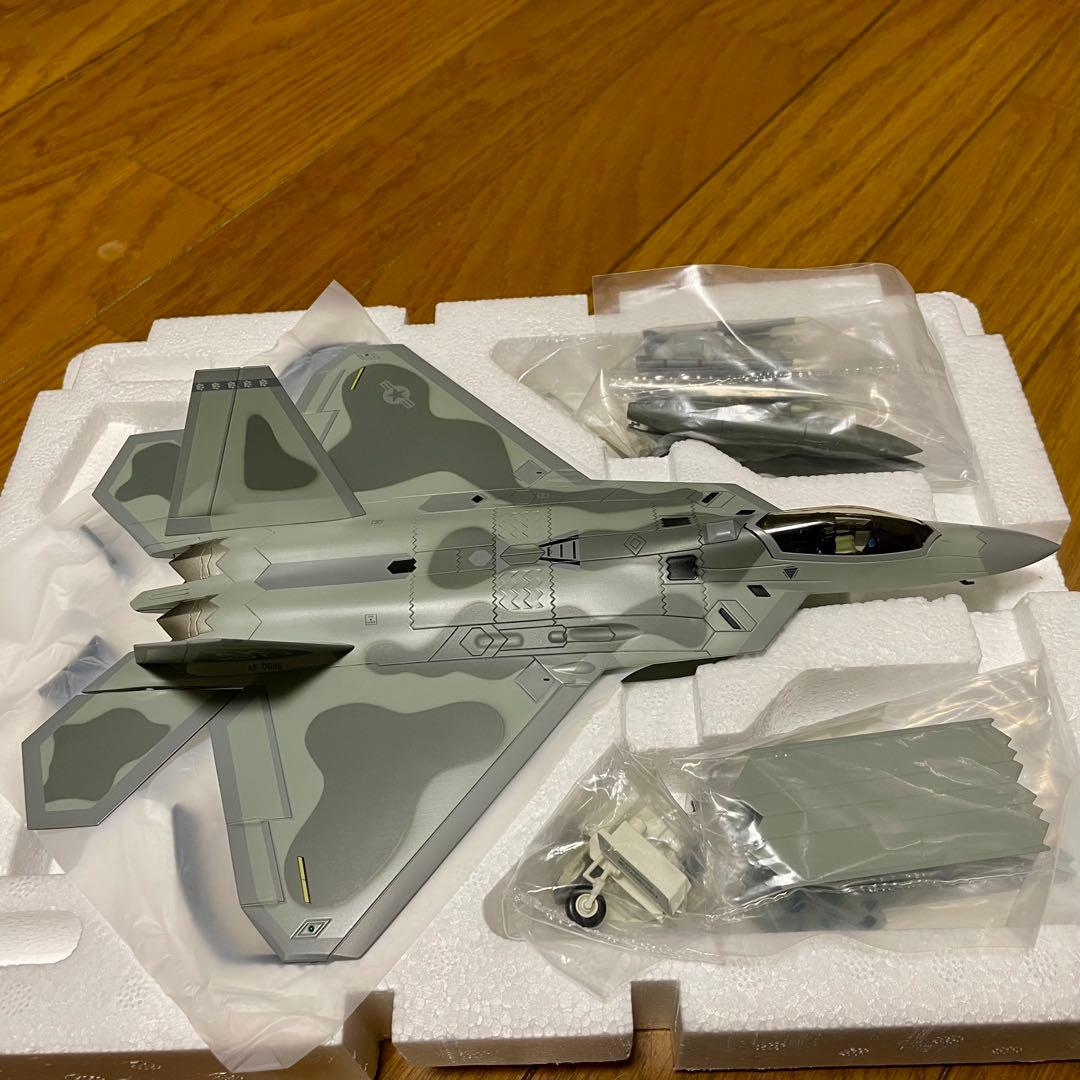 【未使用品】HOBBYMASTER F-22A RAPTOR HA2825