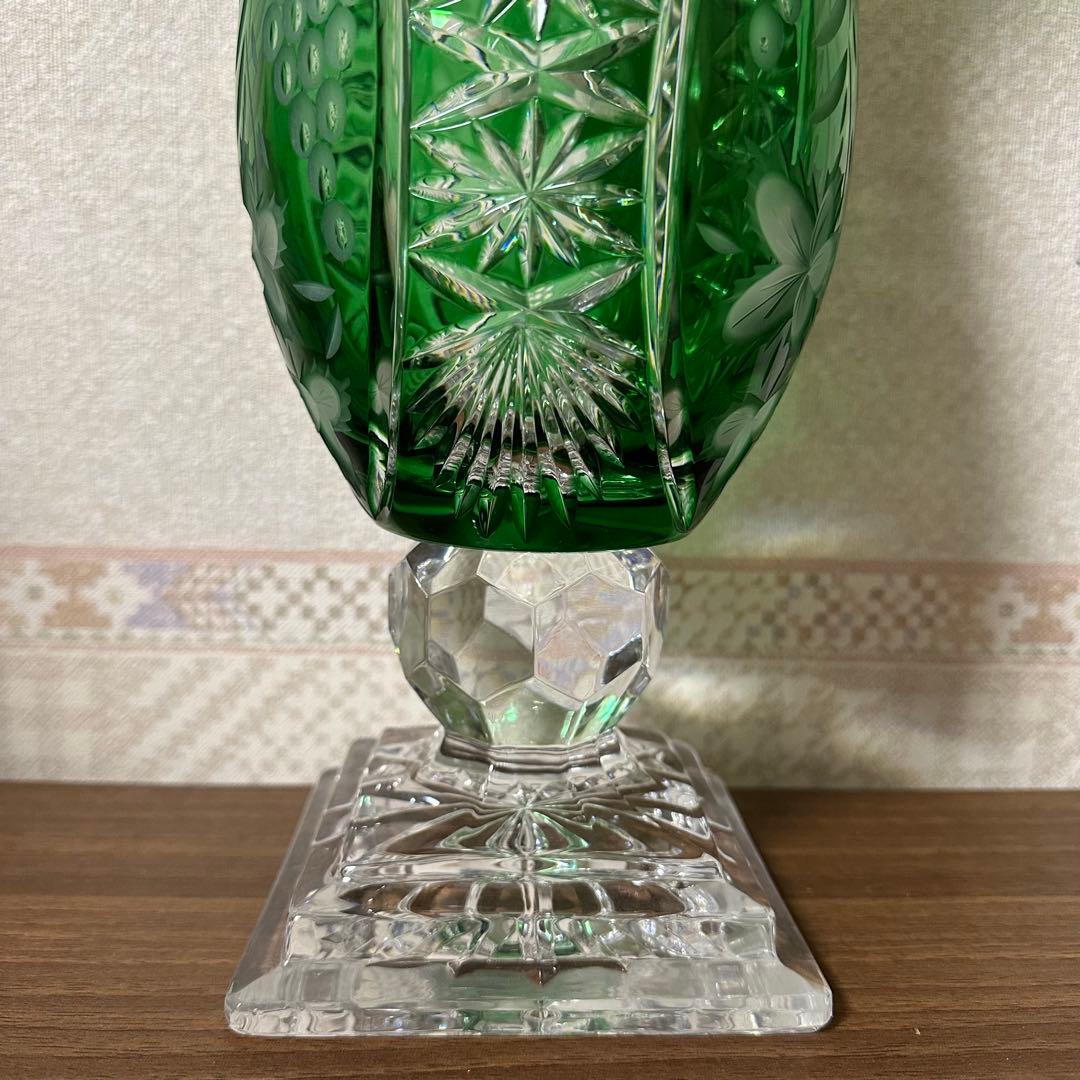 POLONIA ポロニア 緑色 クリスタルガラス フラワーベース 花瓶