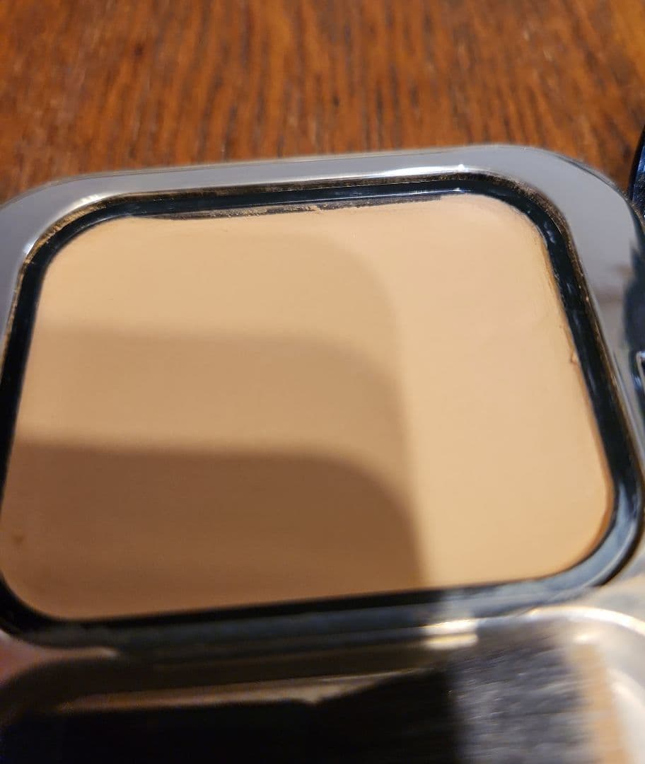 クレ・ド・ポー ボーテ タンプードルエクラll 00