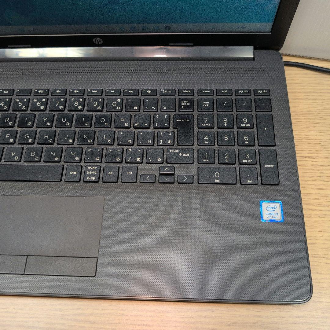 すぐ使えるノートパソコンSSDカメラ付き　　黒いパソコン